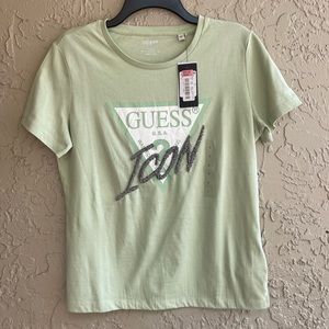 Guess women t-shirts size L new